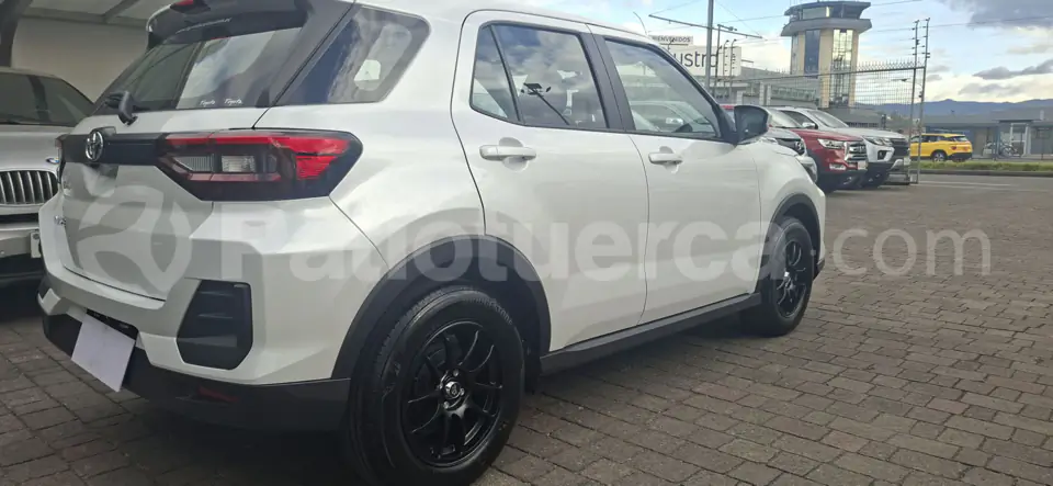 Foto 6 de Toyota RAIZE