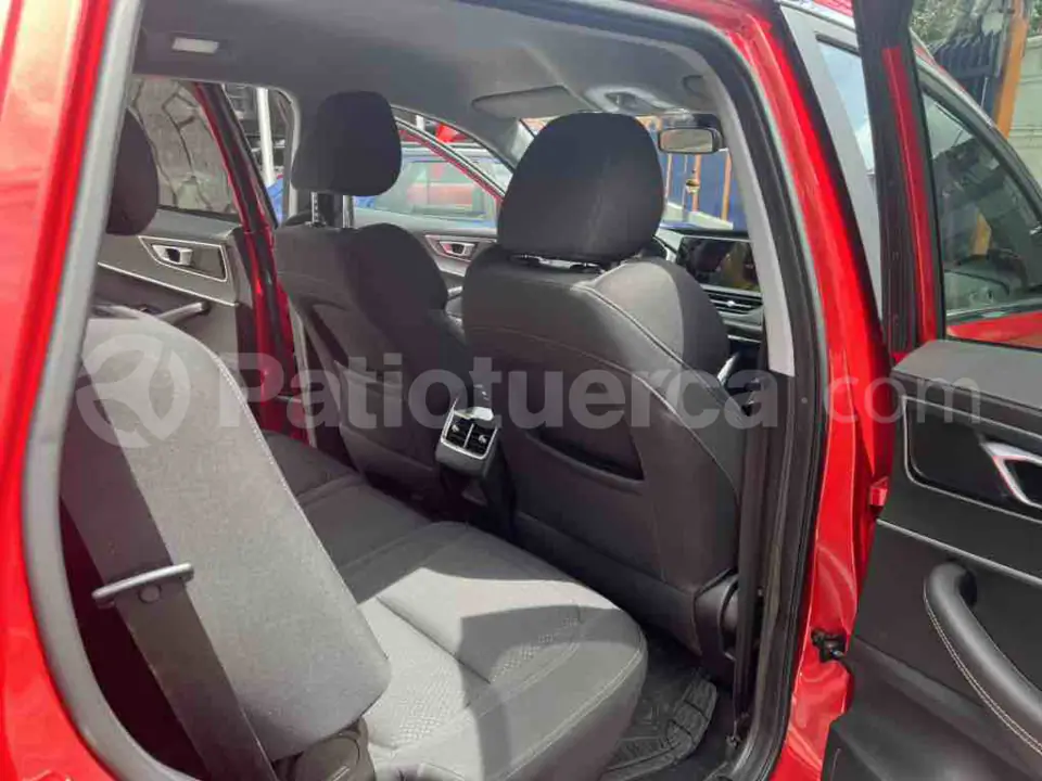 Foto 12 de Chery Tiggo 8 2.0 CVT 4x2