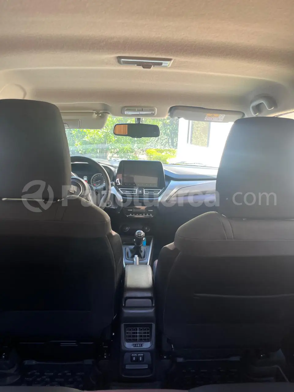 Foto 6 de Suzuki FRONX