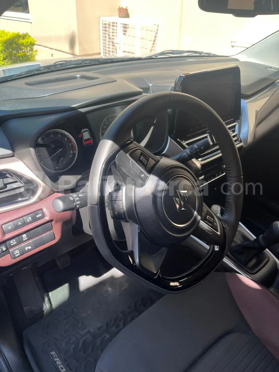 Foto 8 de Suzuki FRONX