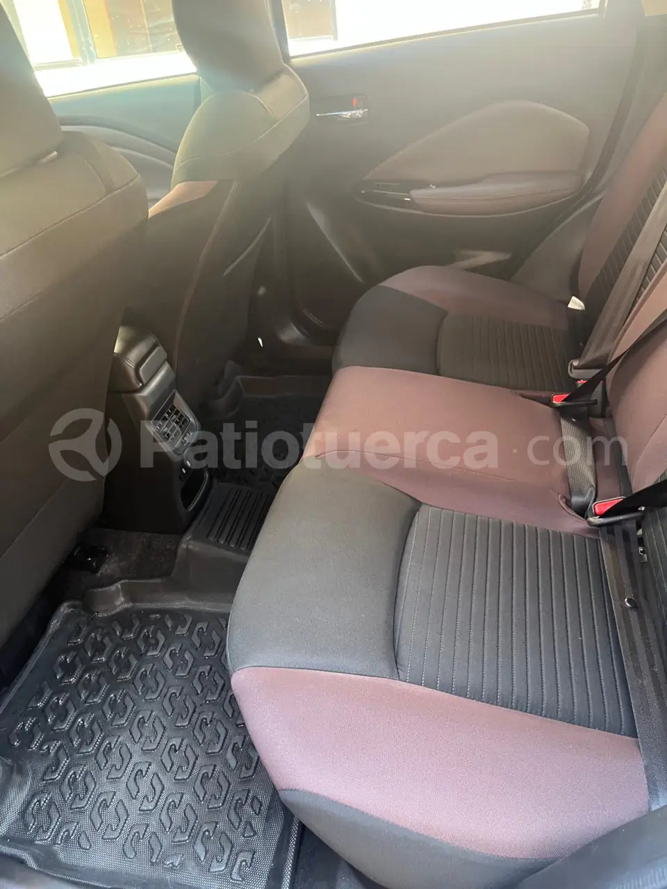 Foto 9 de Suzuki FRONX