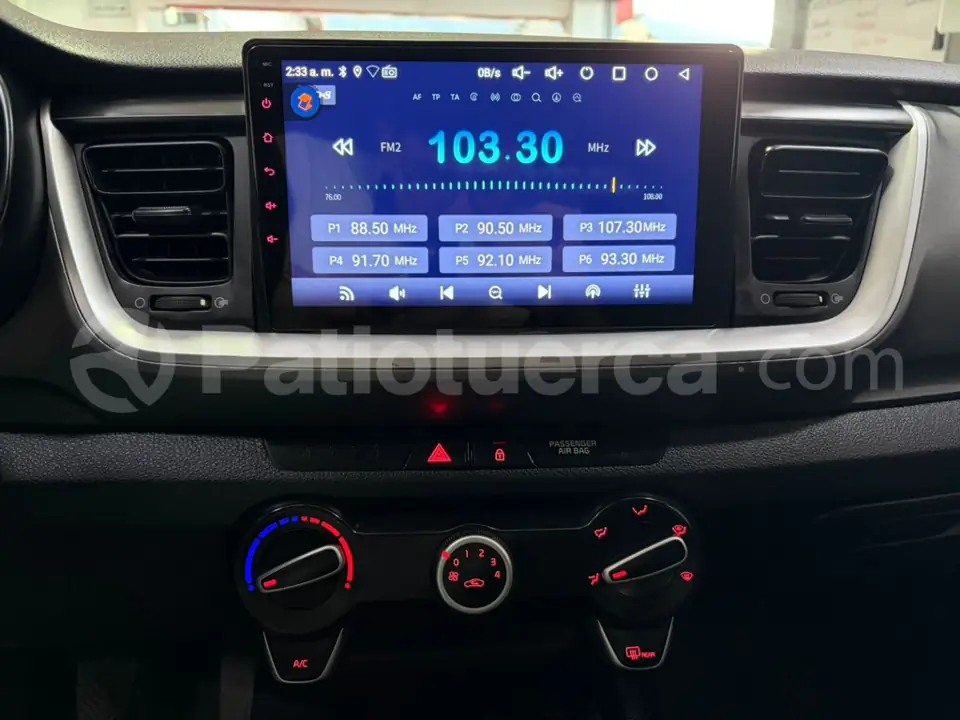 Foto 22 de Kia Stonic LX