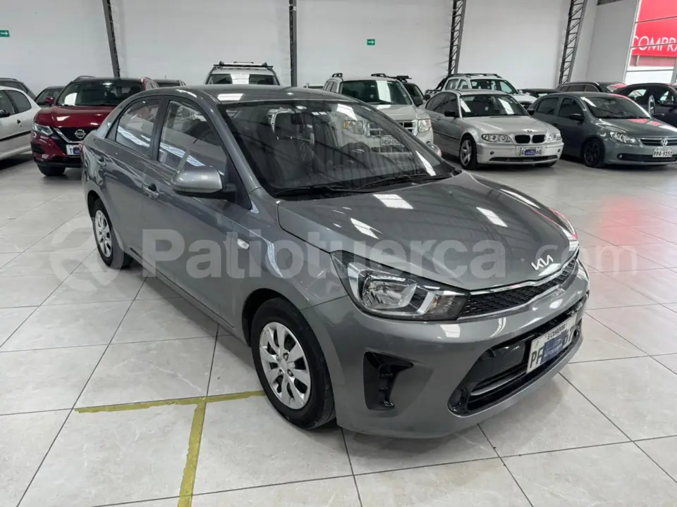 Foto 2 de Kia Soluto