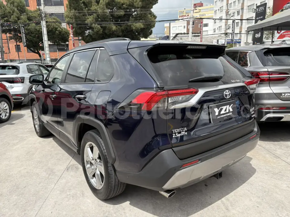 Foto 13 de Toyota NEW RAV4 2.5