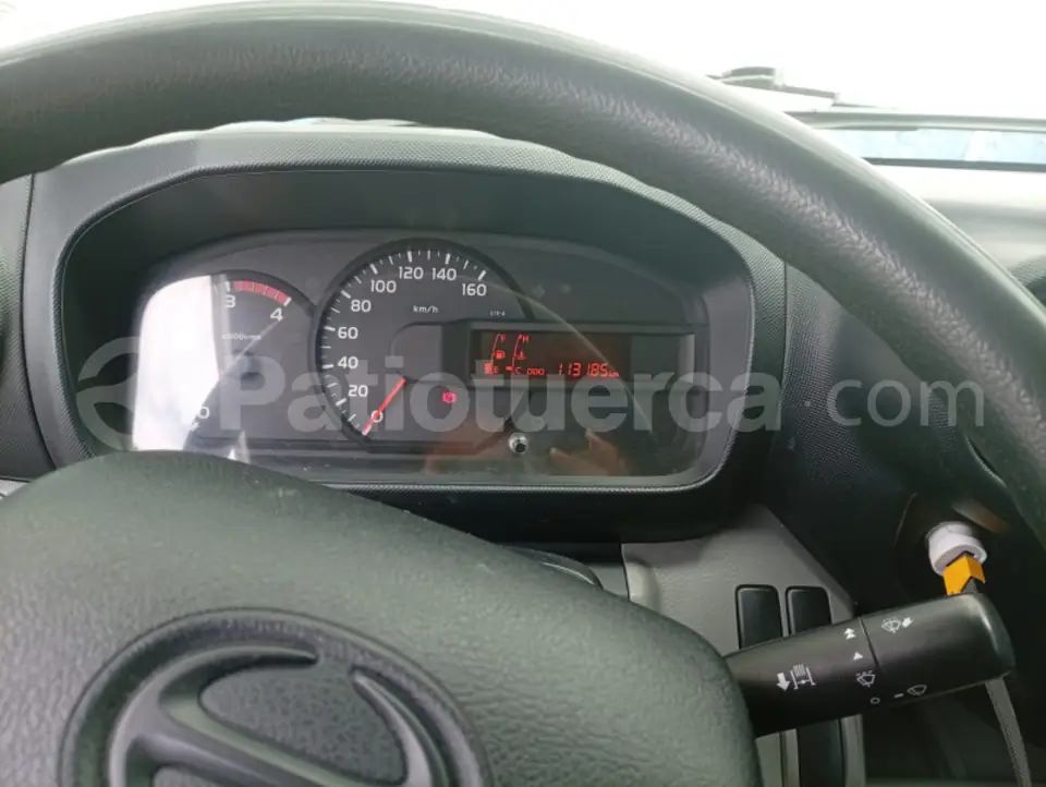 Foto 4 de Hino XZU710L-HKFML3 AC 4.0 2P 4X2