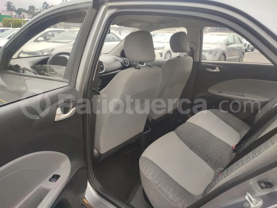 Foto 9 de Kia Soluto