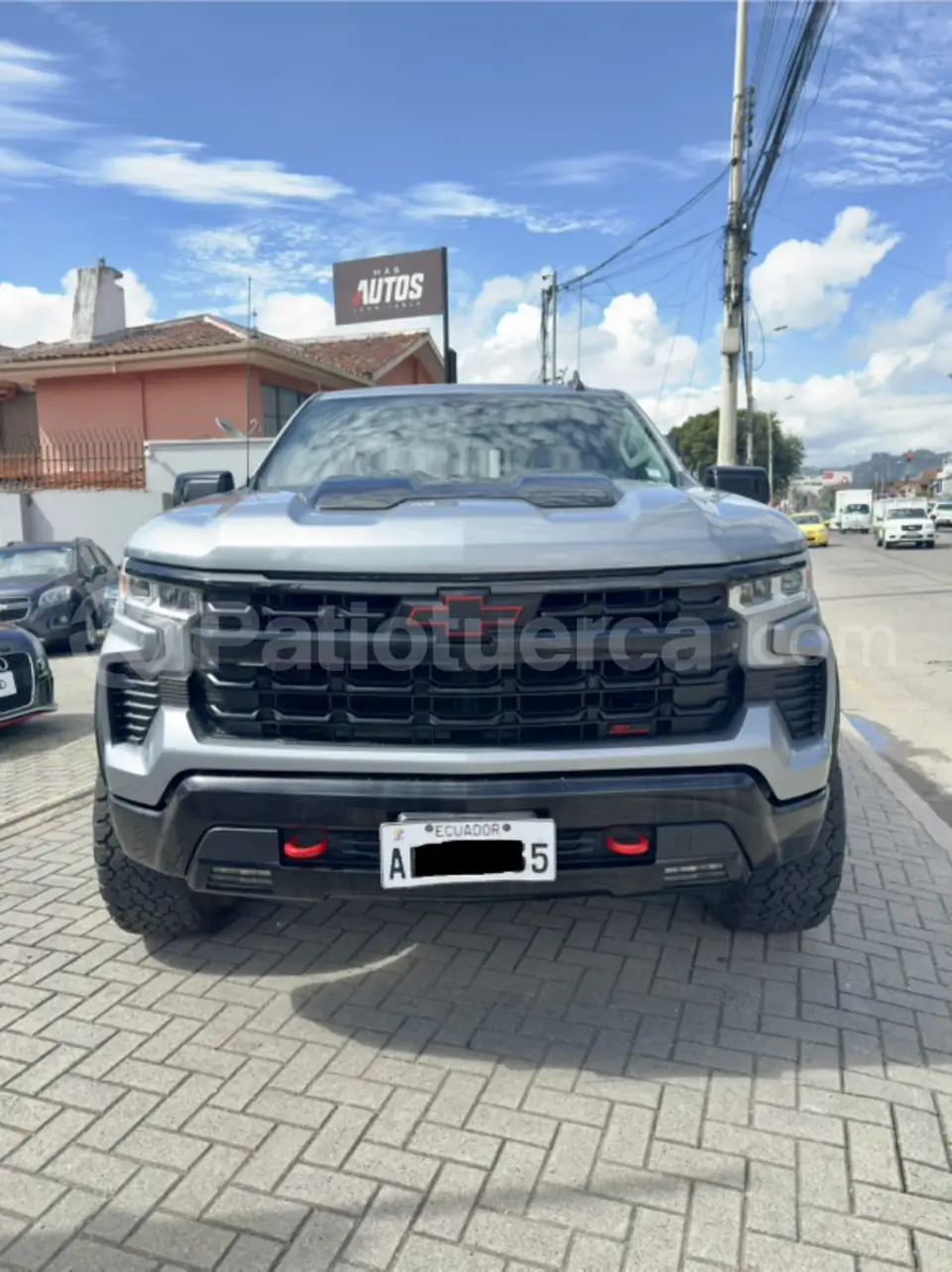Foto 2 de Chevrolet Silverado Trailboss Z71 AC