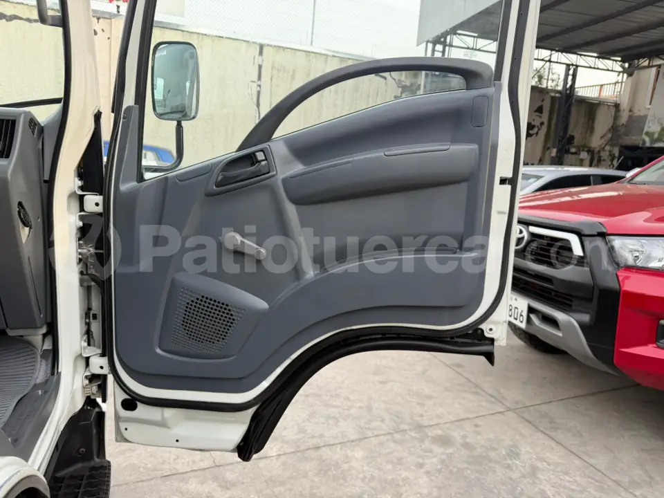 Foto 13 de Chevrolet NMR 613