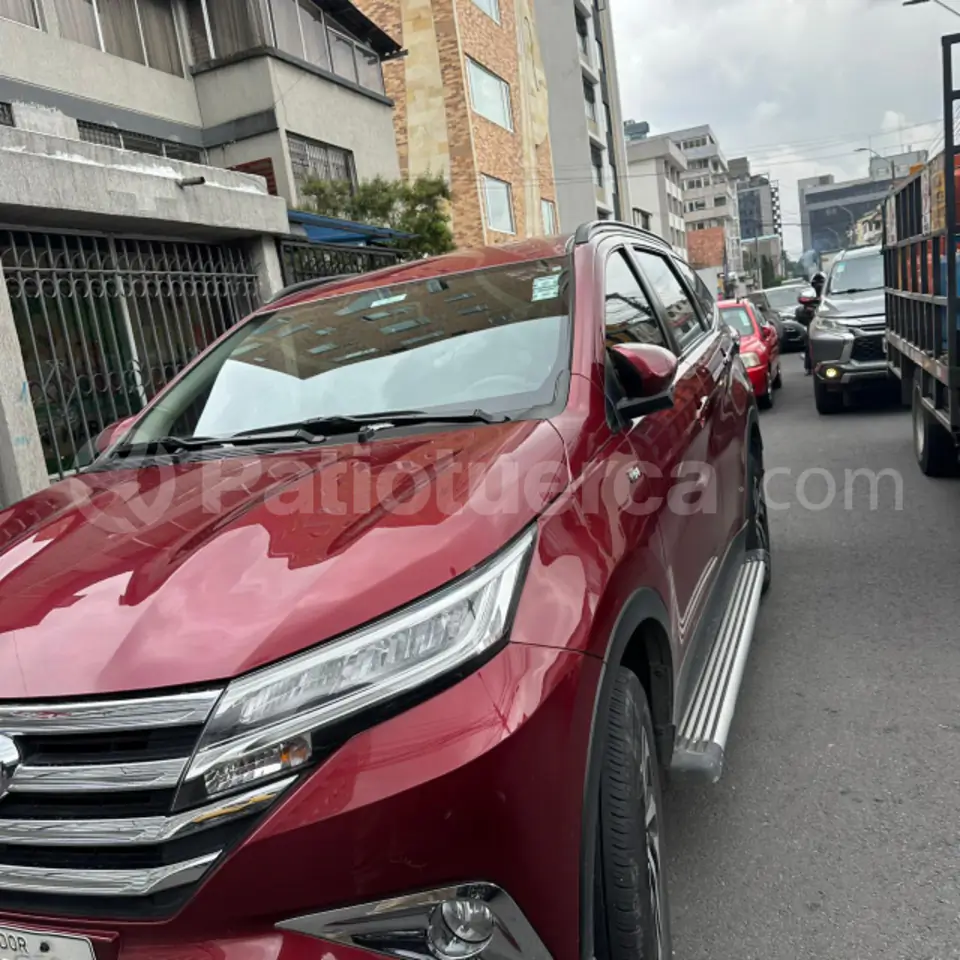 Foto 2 de Toyota Rush