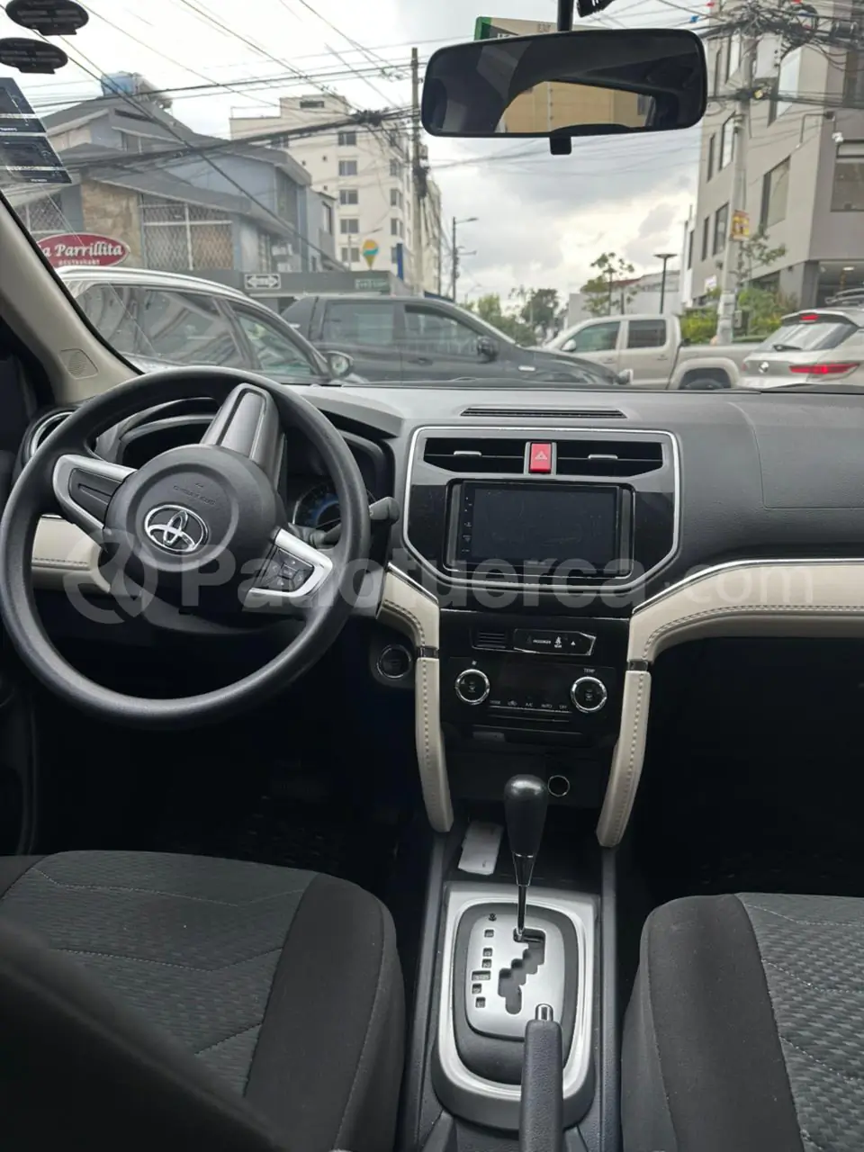 Foto 13 de Toyota Rush