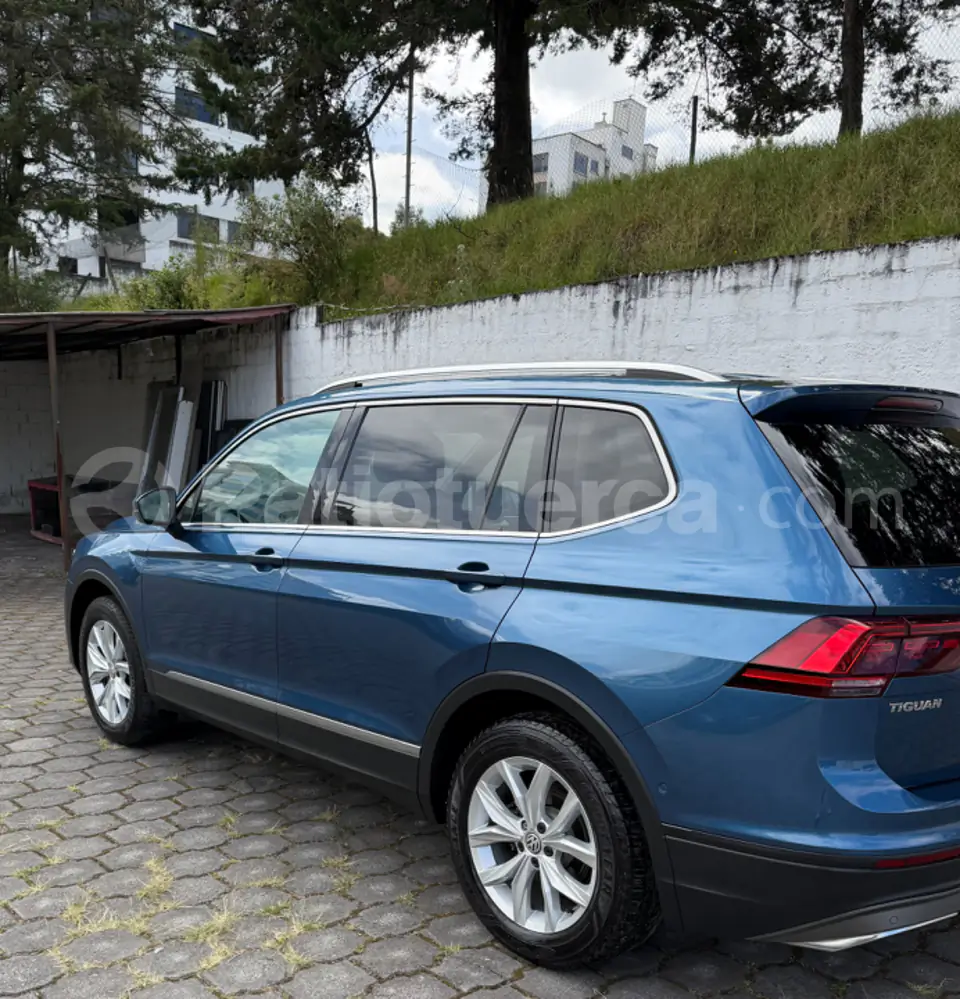 Foto 3 de Volkswagen TIGUAN COMFORTLINE