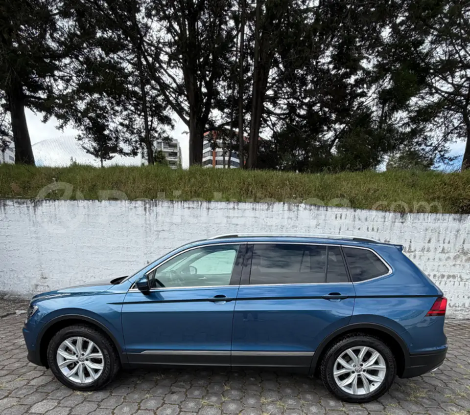 Foto 4 de Volkswagen TIGUAN COMFORTLINE