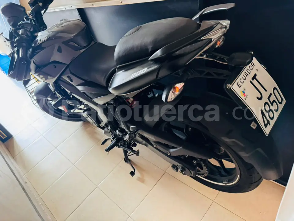 Foto 5 de Pulsar 200NS