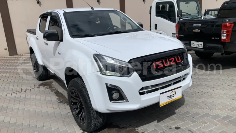 Foto 3 de Chevrolet D-MAX CRDI FULL AC 3.0 CD 4X4