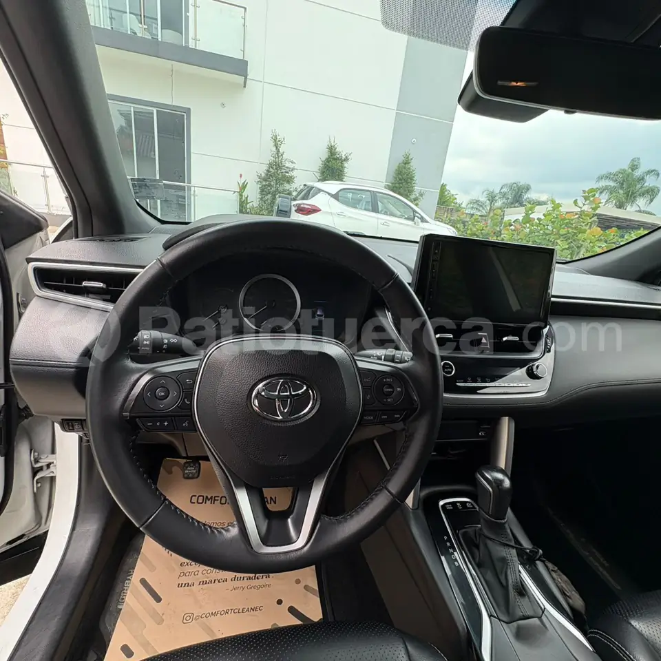 Foto 8 de Toyota Corolla Cross Mid