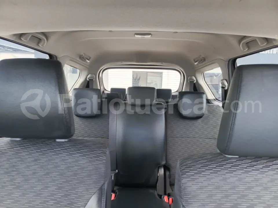 Foto 15 de Suzuki XL7 ISG GLX