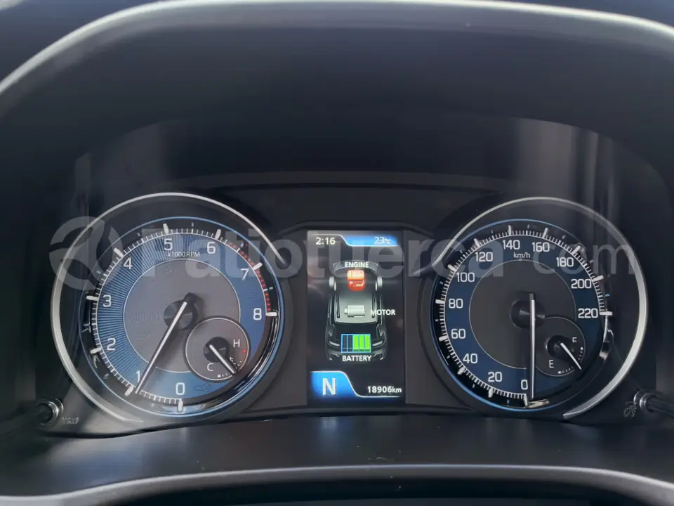 Foto 14 de Suzuki XL7 ISG GLX