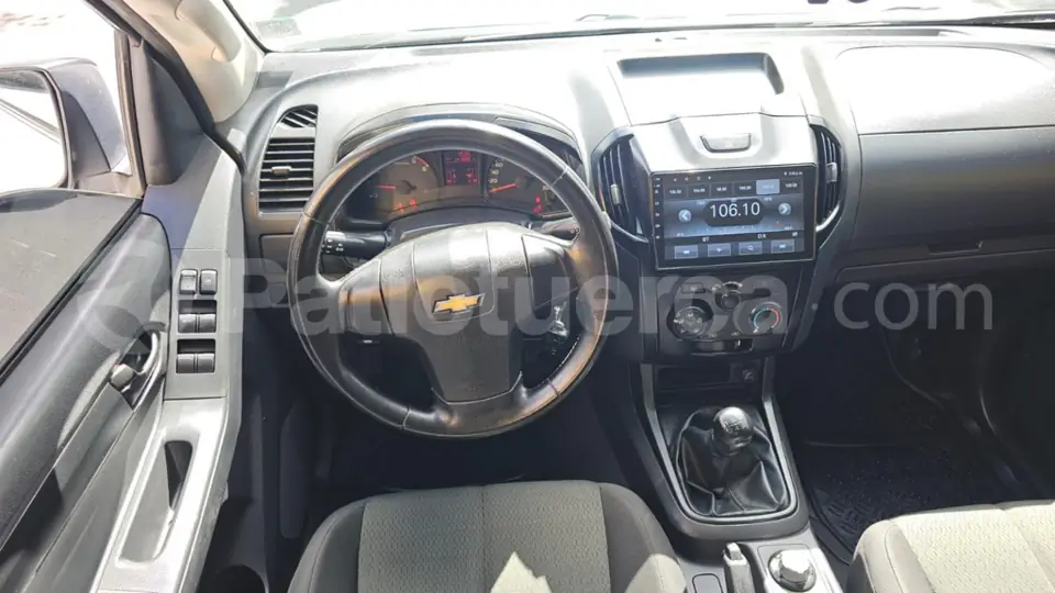 Foto 10 de Chevrolet DMAX CRDI 3.0 4X4 TM DIESEL