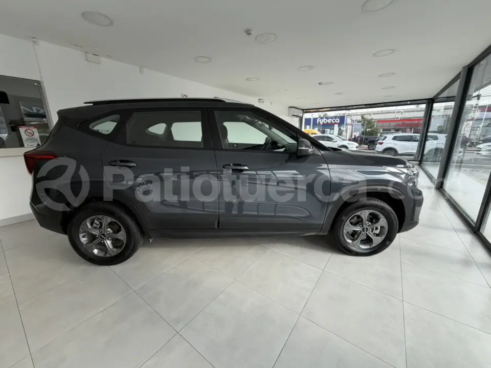 Foto 4 de Kia Seltos LX