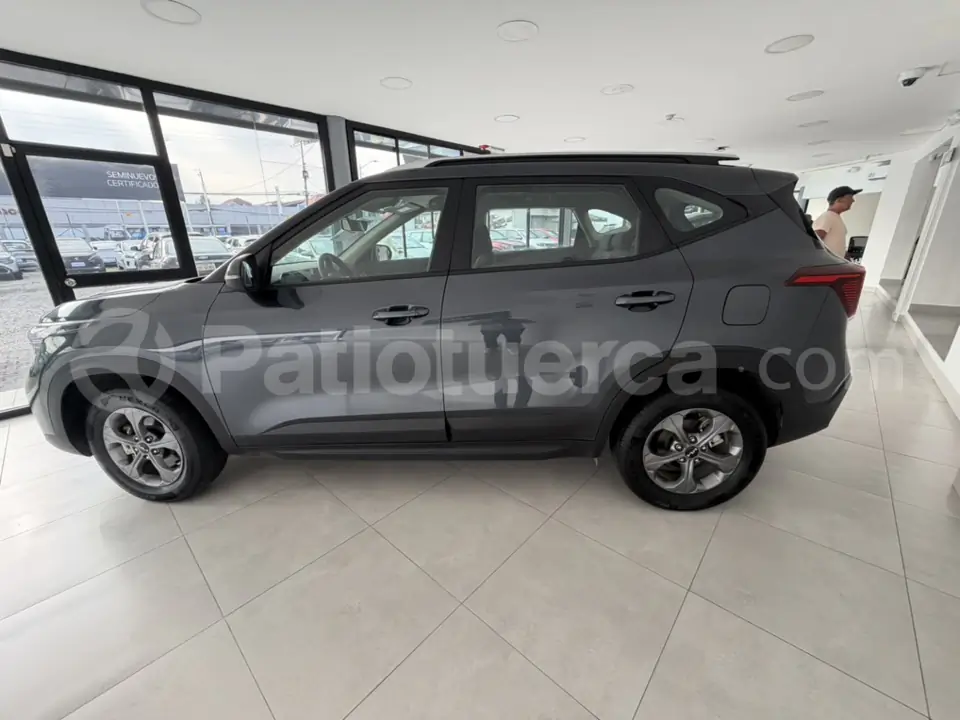 Foto 8 de Kia Seltos LX