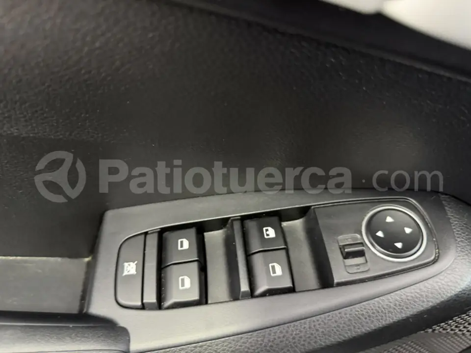 Foto 10 de Kia Seltos LX