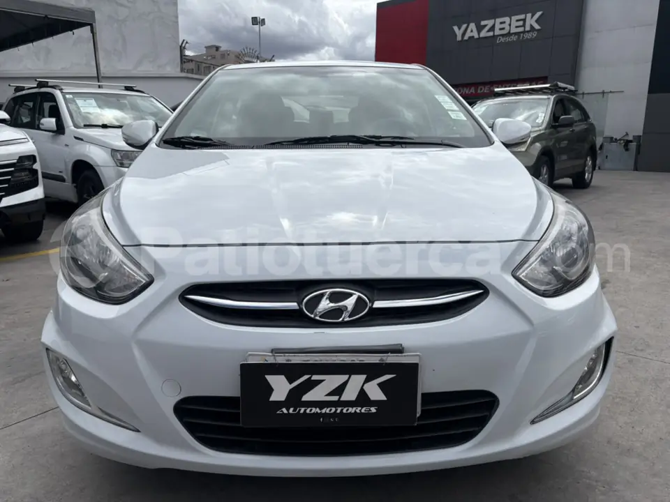 Foto 3 de Hyundai Accent