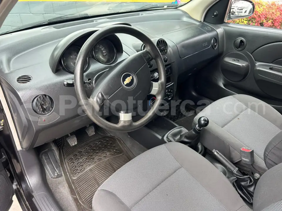 Foto 6 de Chevrolet Aveo Family