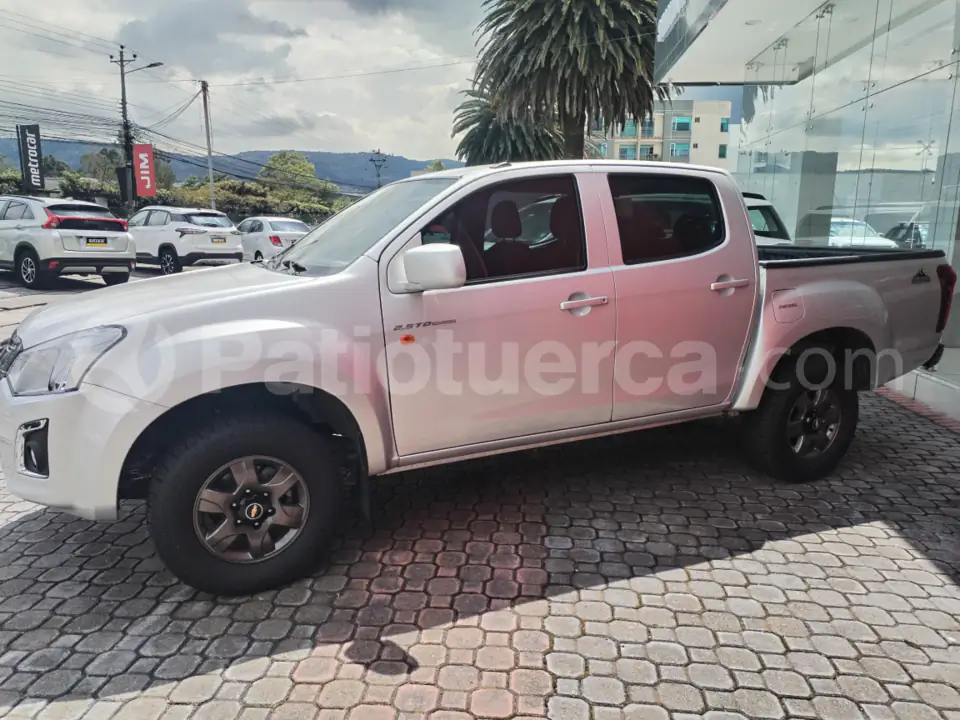 Foto 3 de Chevrolet D-MAX CRDI HI RIDE