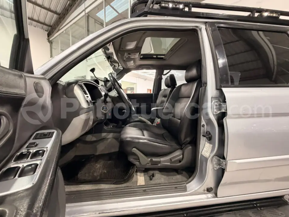 Foto 10 de Mitsubishi Montero 5P