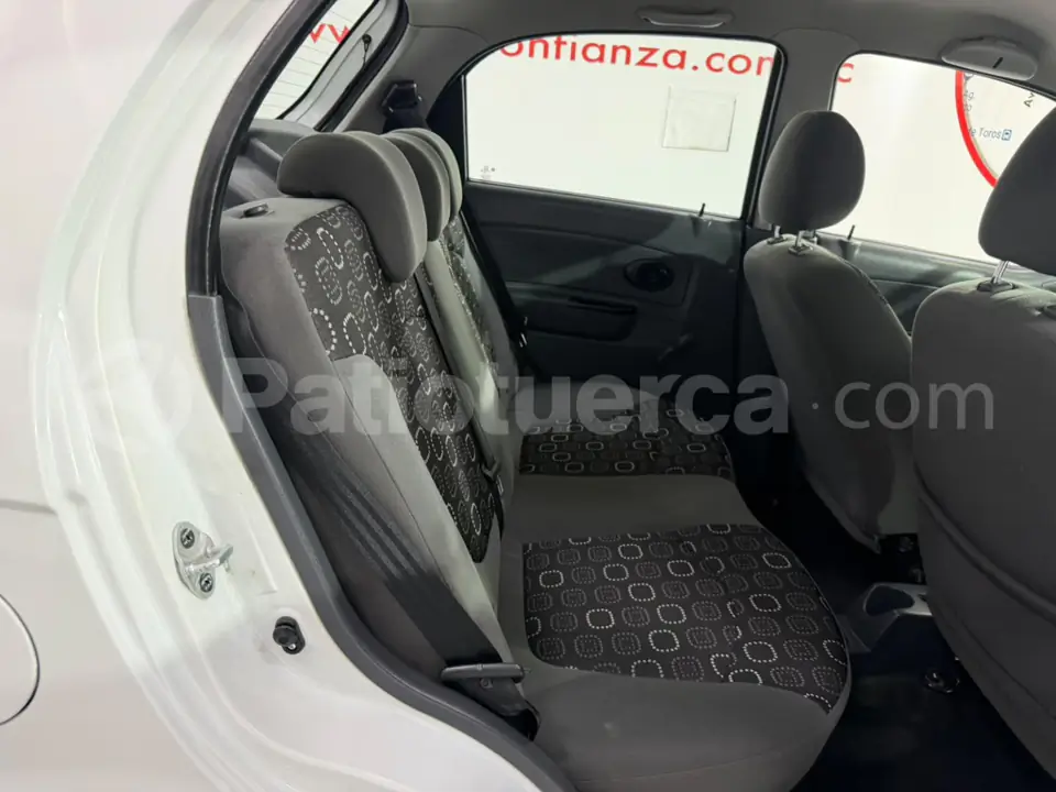 Foto 12 de Chevrolet spark Life LT
