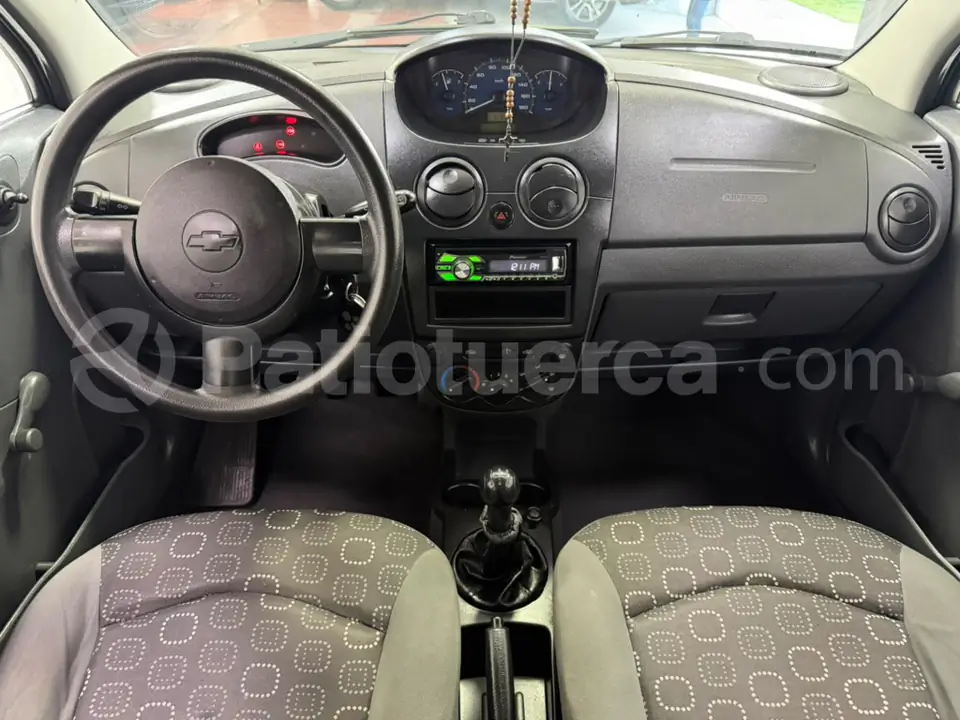 Foto 15 de Chevrolet spark Life LT