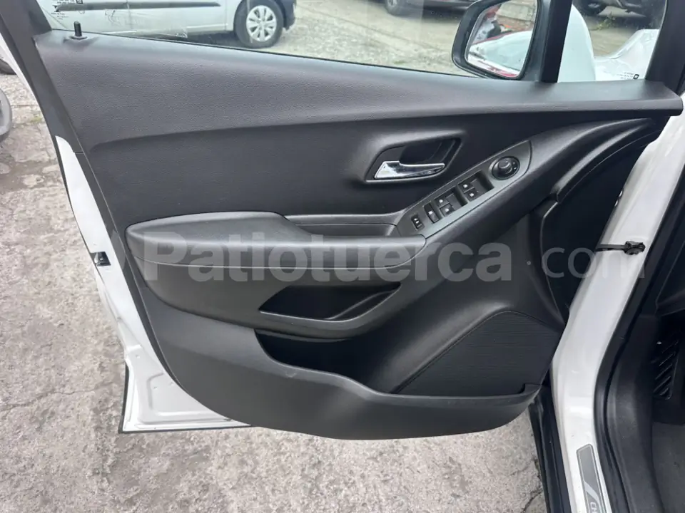 Foto 7 de Chevrolet Tracker LT