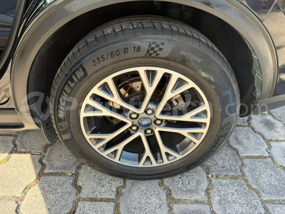 Foto 6 de Ford Escape Titanium