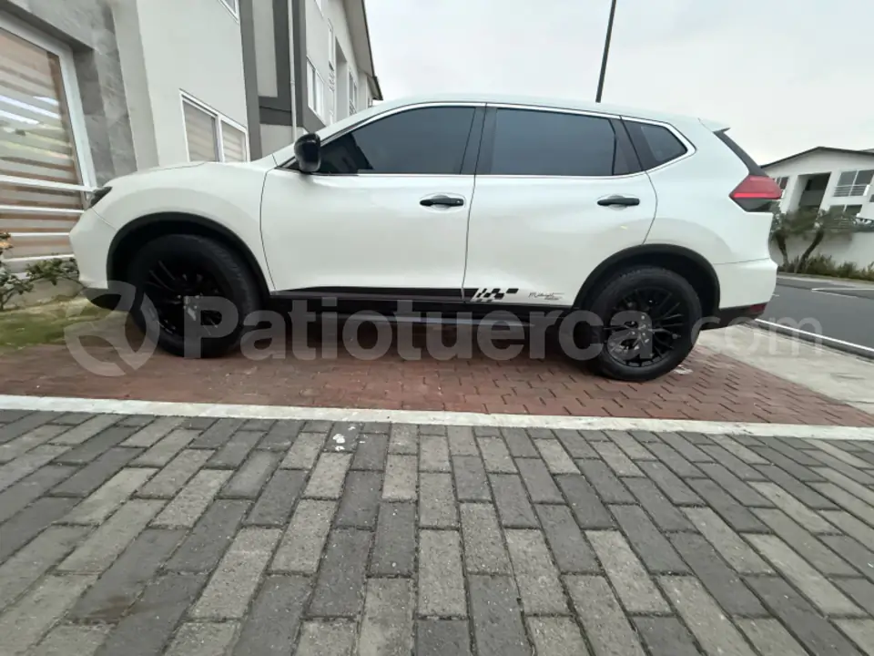Foto 3 de Nissan X-Trail Sense