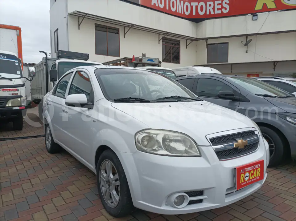Foto 3 de Chevrolet Aveo Emotion GLS