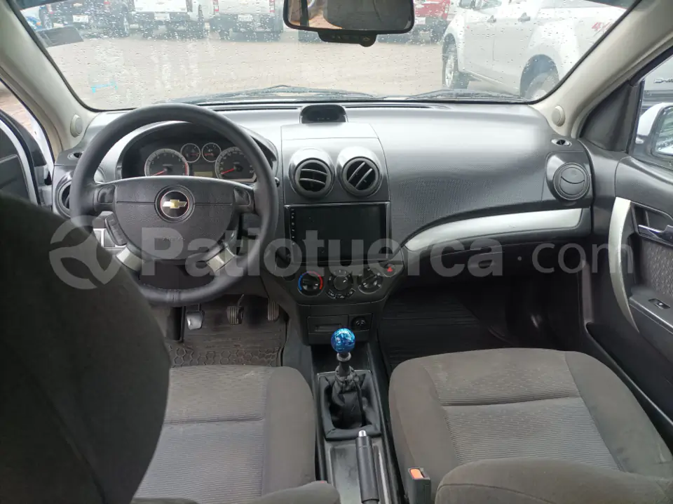 Foto 7 de Chevrolet Aveo Emotion GLS