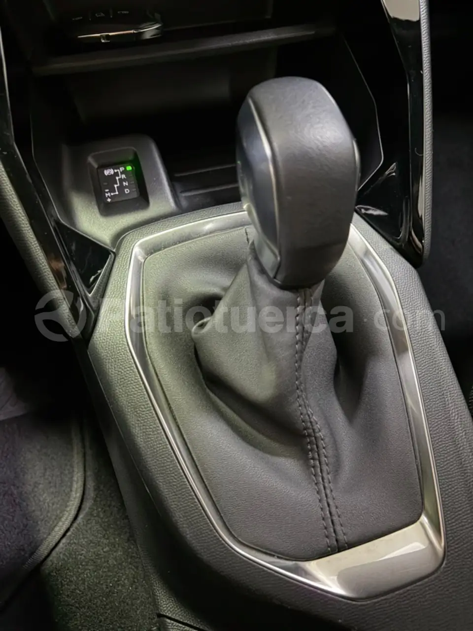 Foto 26 de Peugeot 2008 FIN L