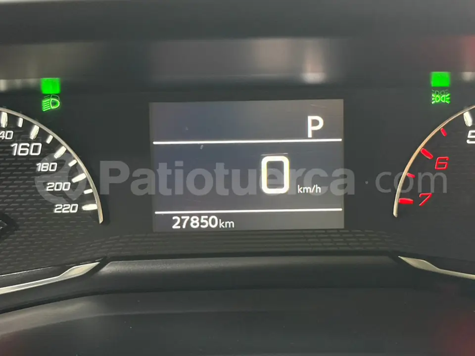 Foto 28 de Peugeot 2008 FIN L