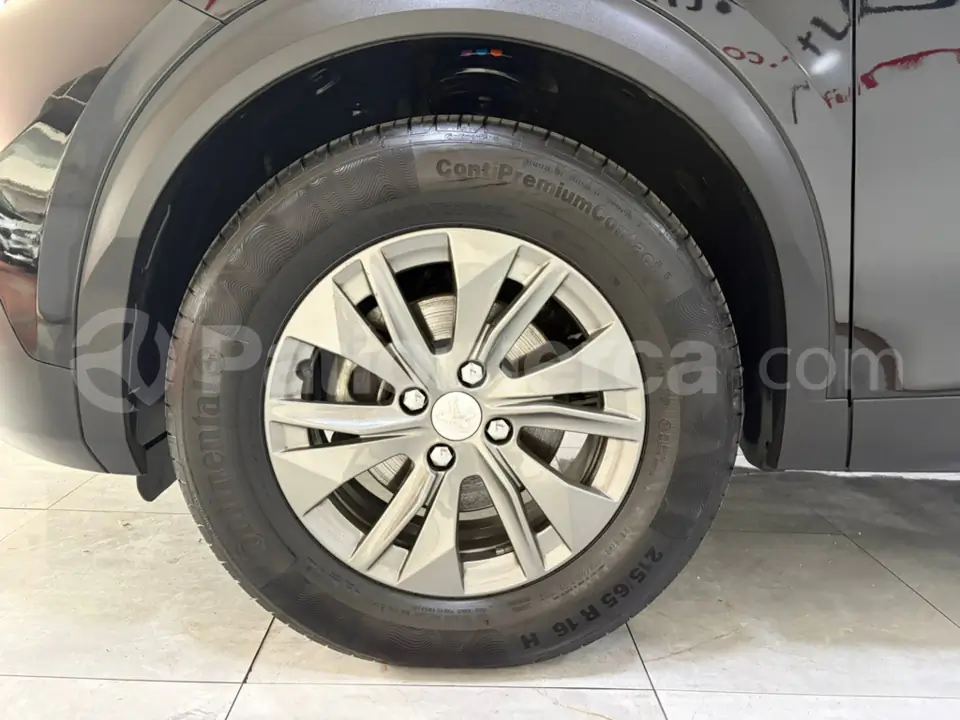 Foto 31 de Peugeot 2008 FIN L