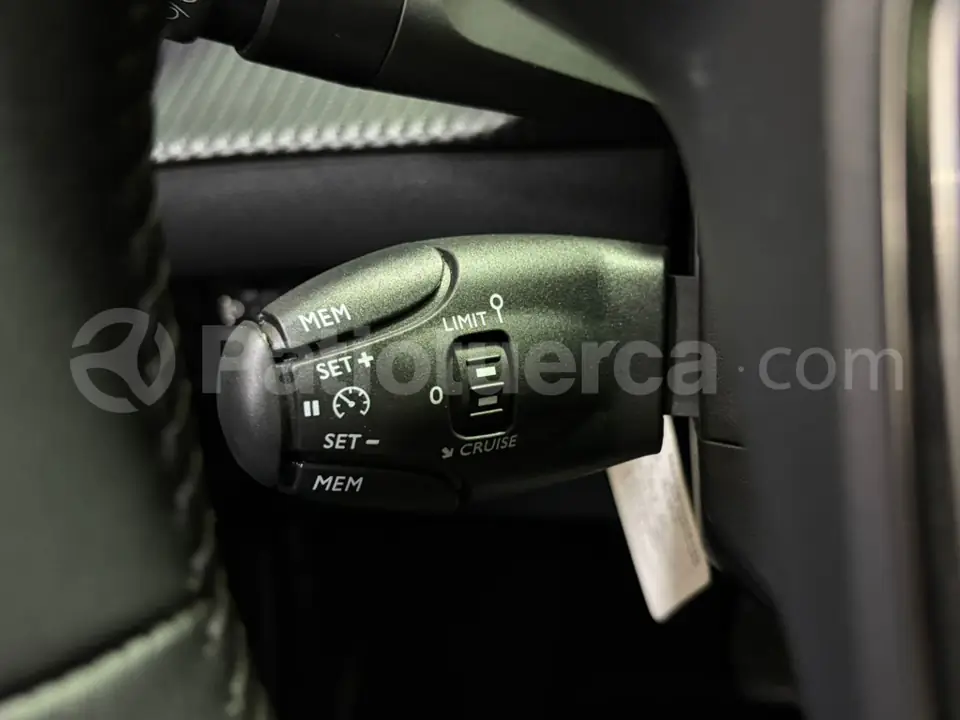 Foto 18 de Peugeot 2008 FIN L