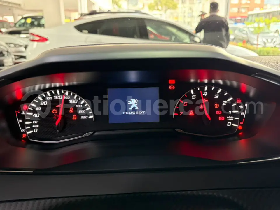 Foto 27 de Peugeot 2008 FIN L