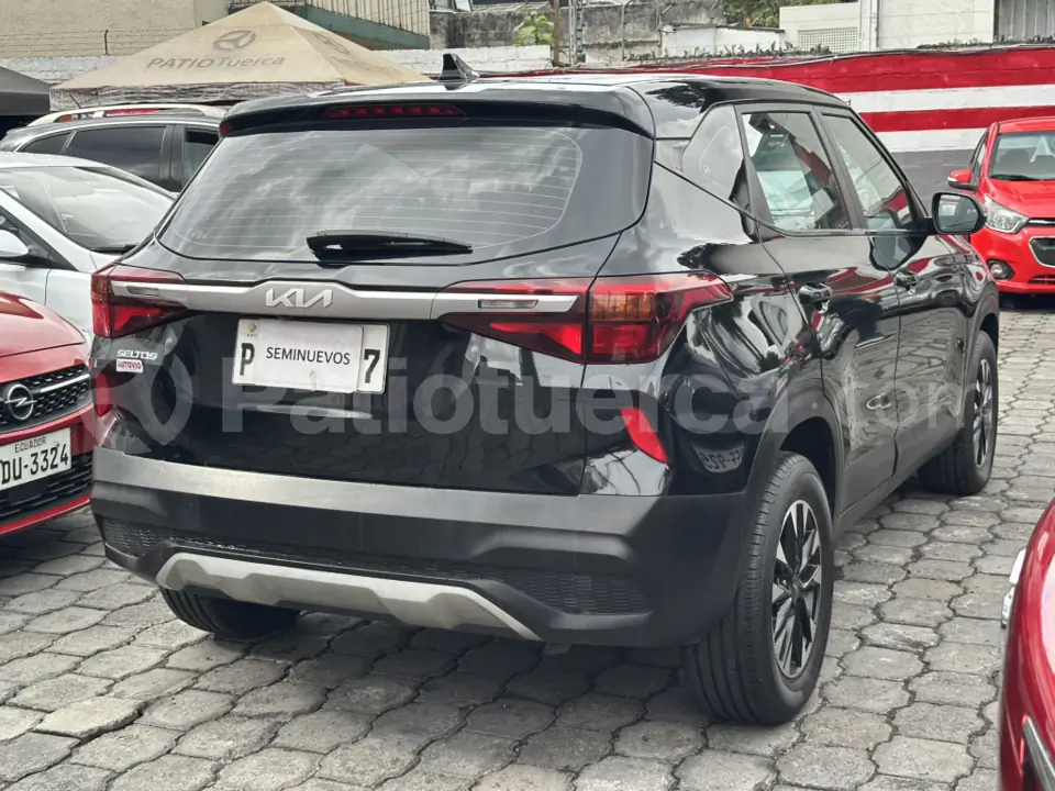 Foto 3 de Kia Seltos EX