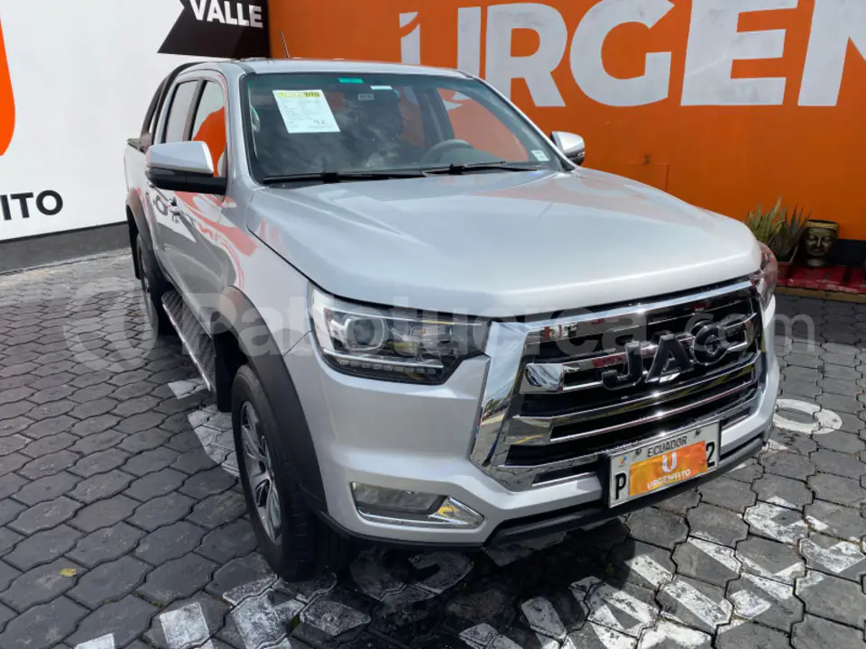 Foto 2 de JAC HFC1037D3KST LUXURY