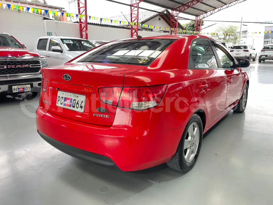 Foto 4 de Kia Cerato Forte