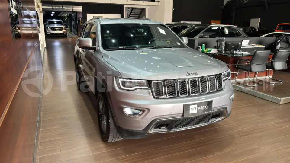 Foto 3 de Jeep Grand Cherokee Limited