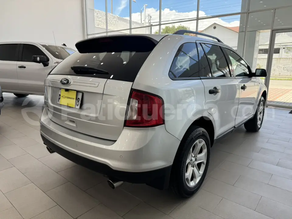 Foto 6 de Ford Edge SE