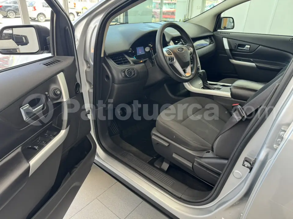 Foto 17 de Ford Edge SE