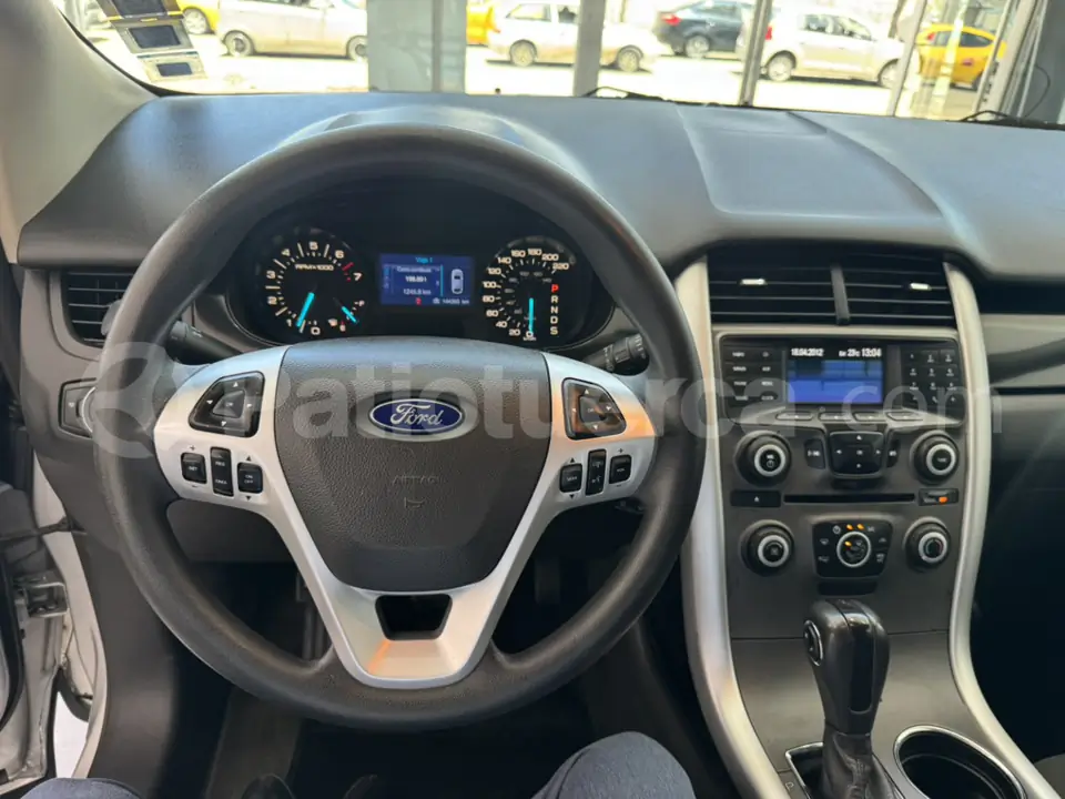 Foto 19 de Ford Edge SE