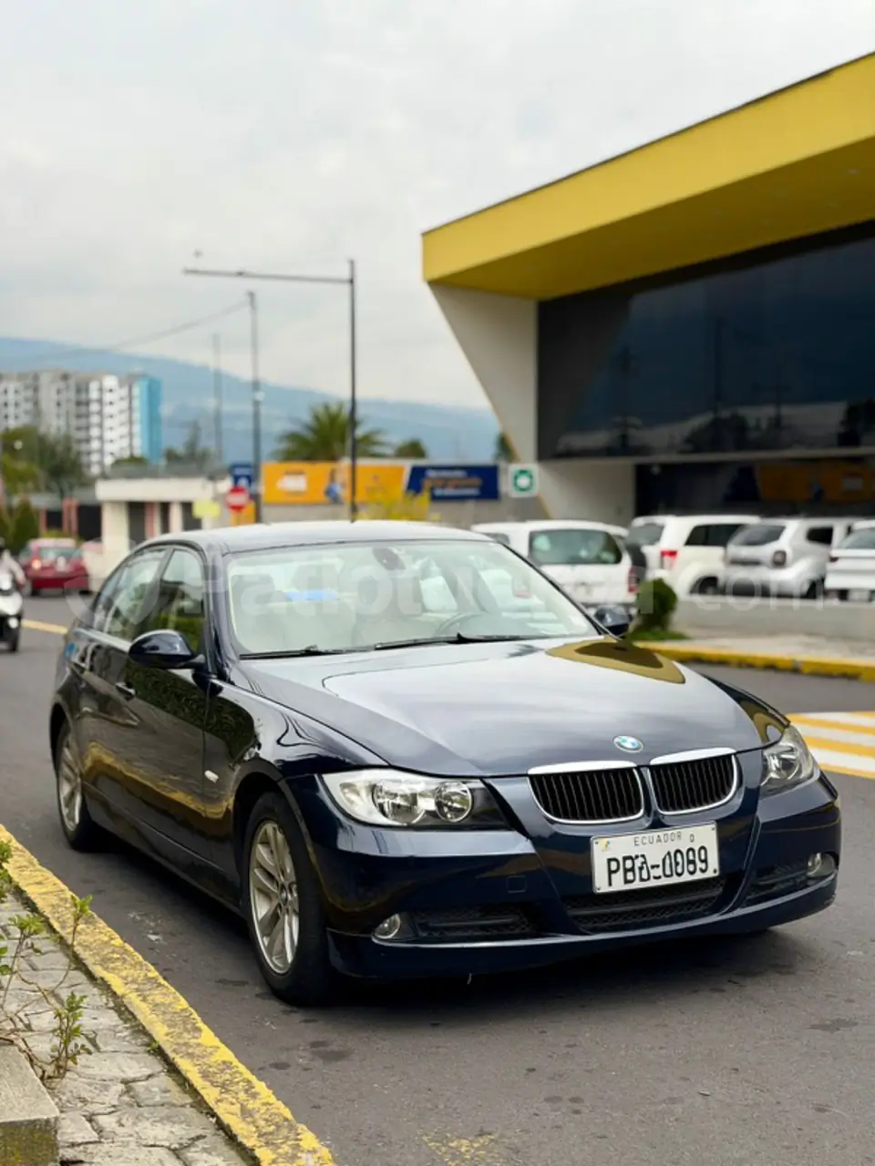 Foto 1 de BMW 320i