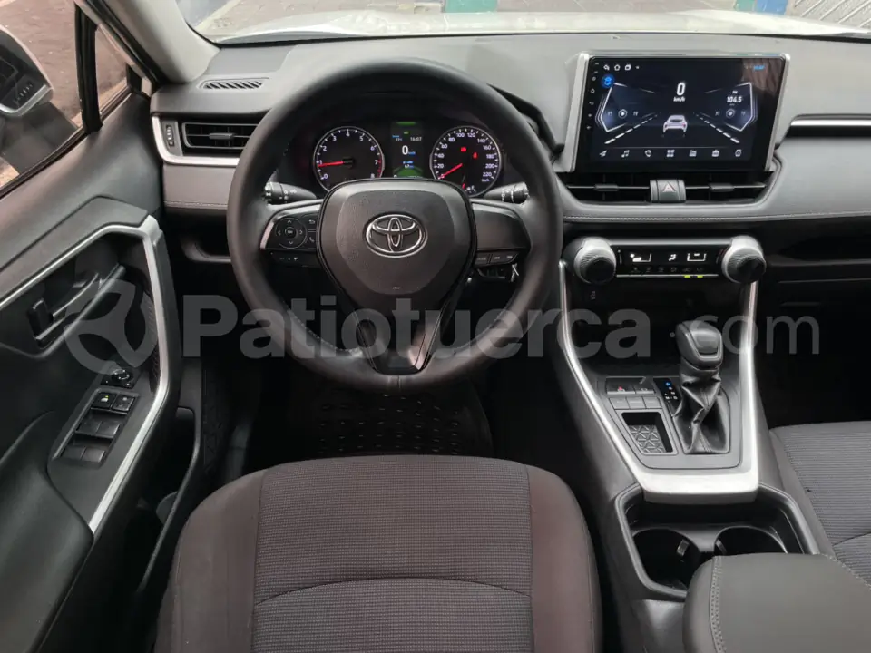 Foto 15 de Toyota RAV4 LS